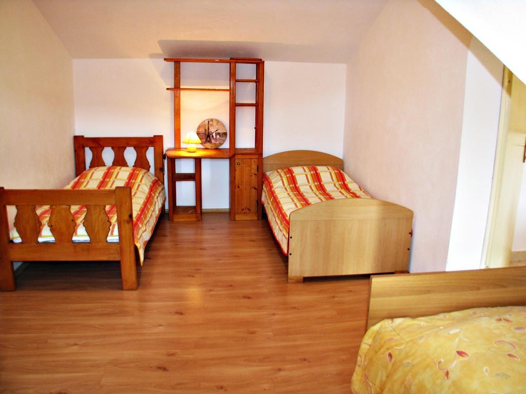 Apartment Martinic Pucisca Rum bild